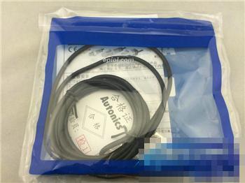 奥托尼克斯AUTONICS接近传感器PR12-2DN
