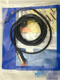 奥托尼克斯AUTONICS接近传感器PR12-4DP
