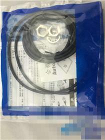 奥托尼克斯AUTONICS接近传感器PREL12-4DP